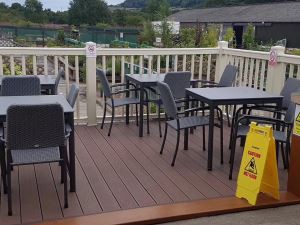 Medienos plastikinė danga